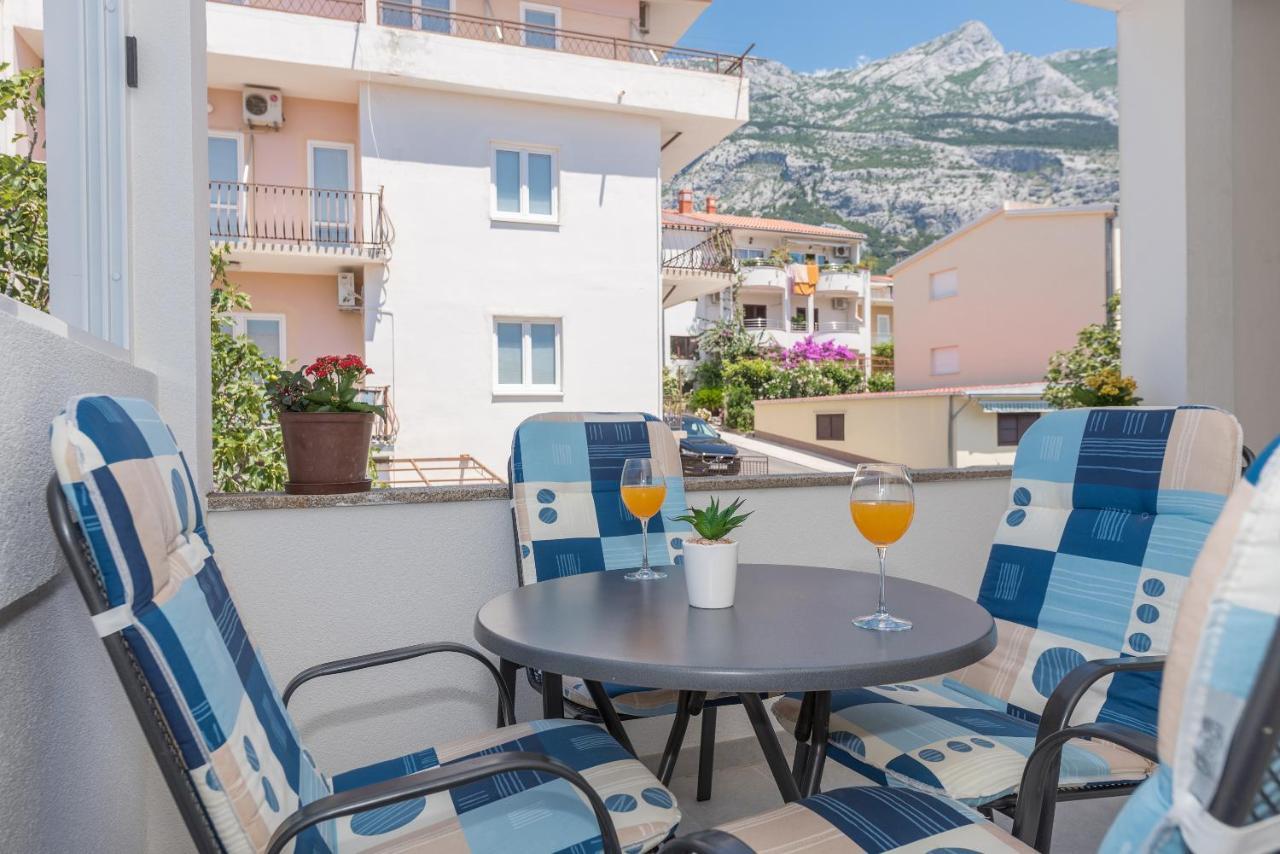מאקרסקה Apartments Petrusic מראה חיצוני תמונה